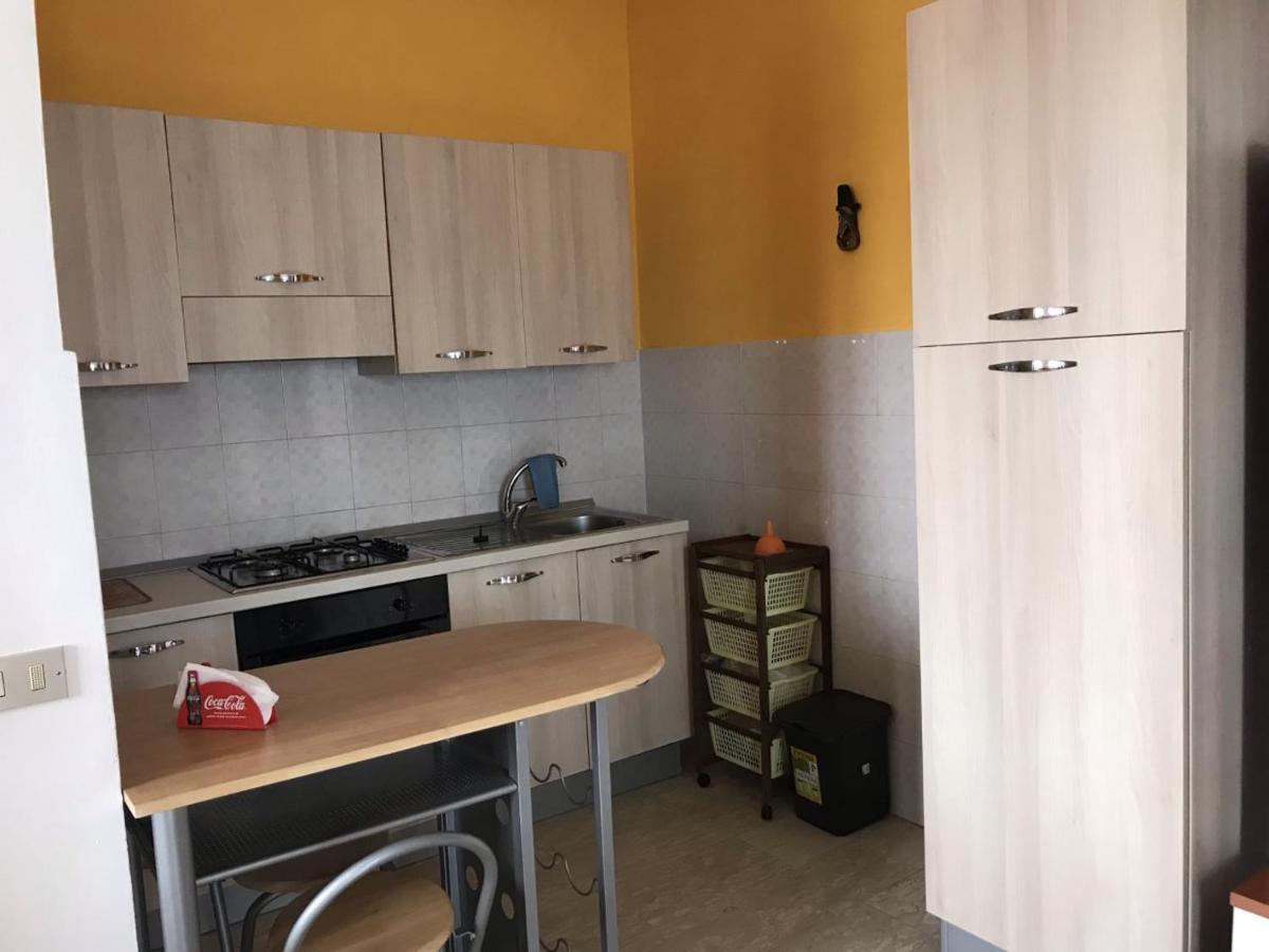 90Ss Apartament Lägenhet Reggio di Calabria Exteriör bild